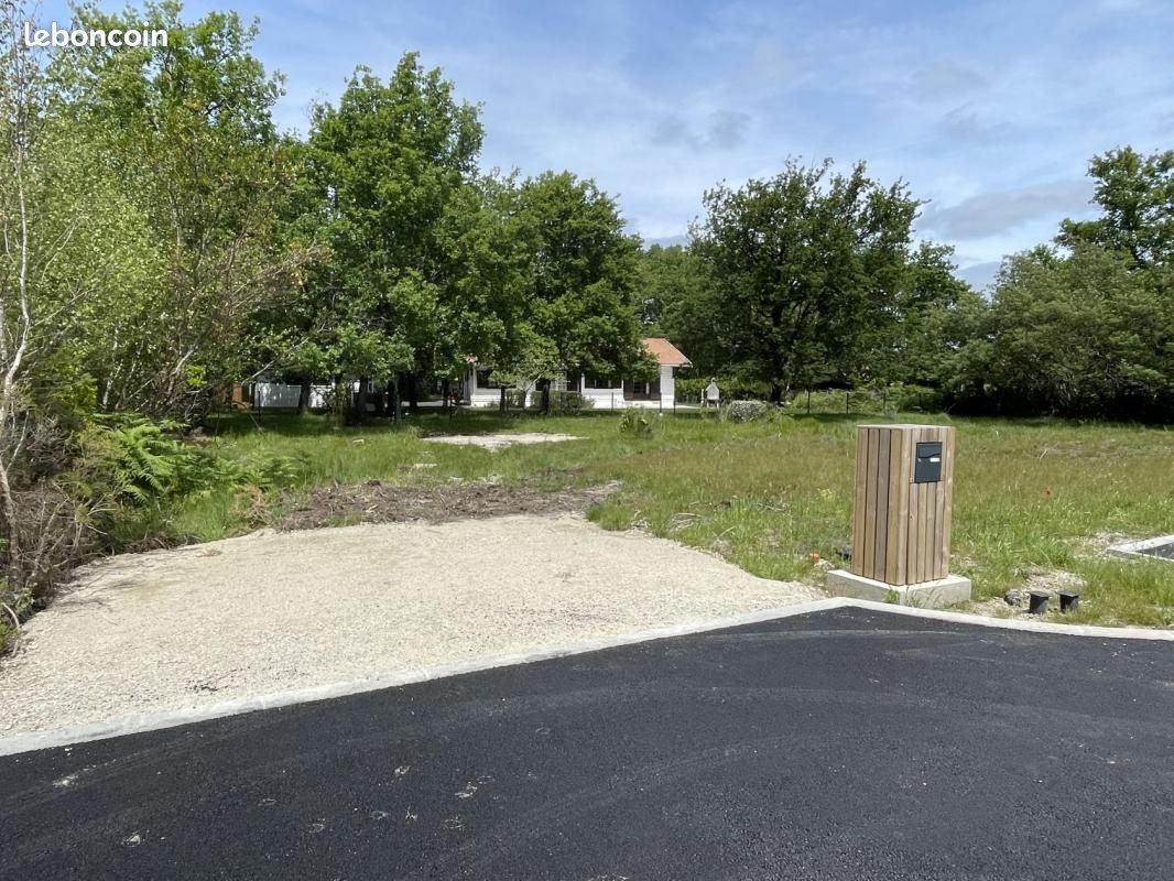 Terrain 732 m² Hourtin · 198 000 €