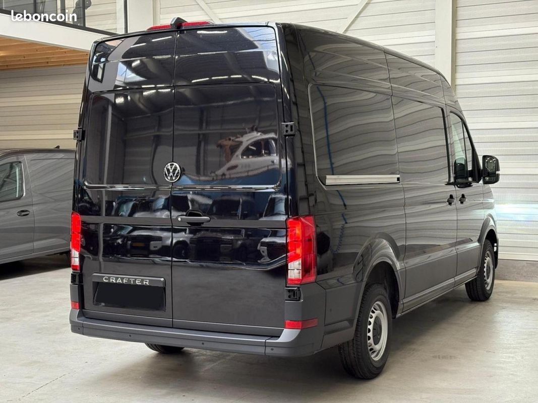 Volkswagen crafter ii (2) fourgon van 2.0 tdi 177 business l3h3 35 bva8 attelage / camera / plancher bois (image 3)