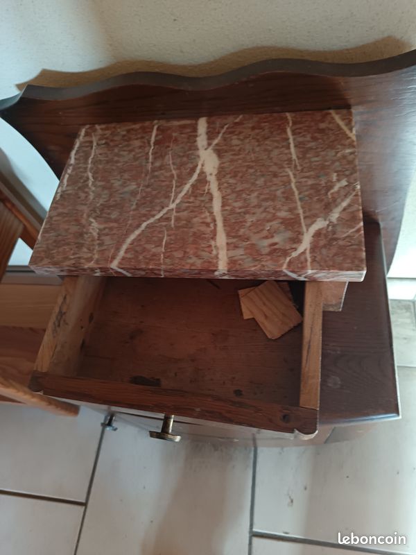 Table de nuit chevet ancien bois et marbre (image 4)