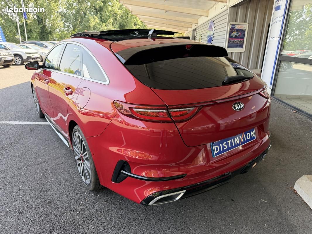 Kia Pro_cee'd 1.6 CRDI 136 DCT7 GT LINE PREMIUM (image 3)