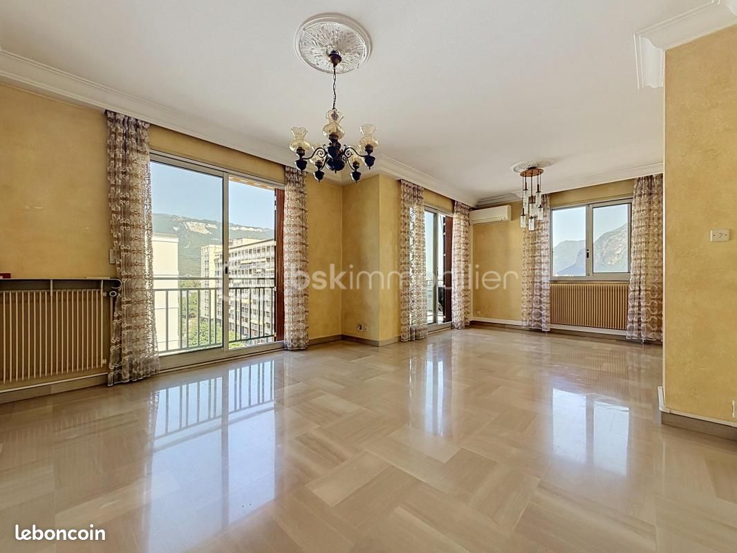 Appartement 5 pièces 95 m² · à Grenoble · 95 m² · 169 000 €
