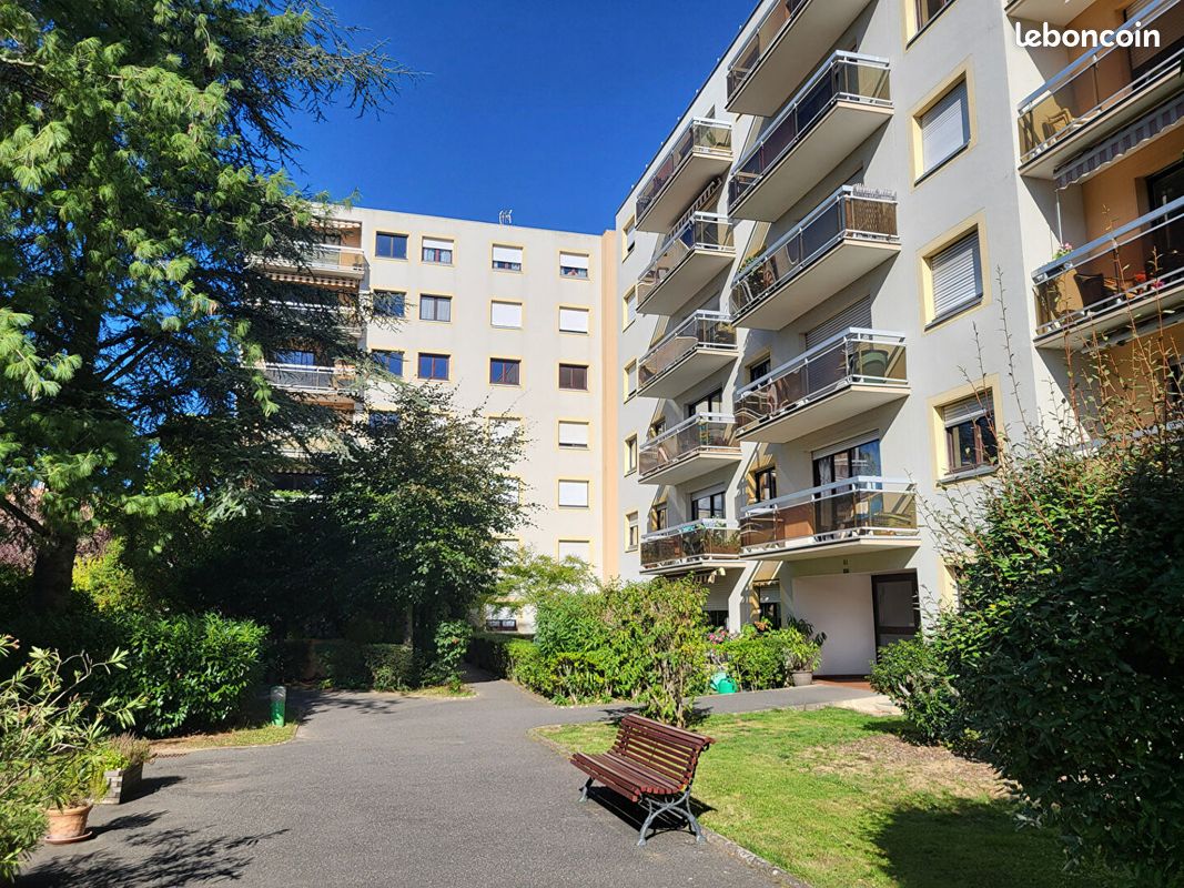 Appartement 5 pièces 94 m² · à Melun · 94 m² · 206 500 €