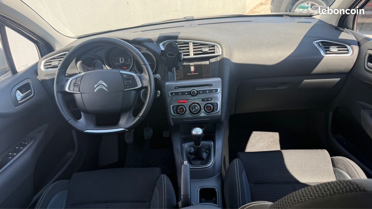 CITROEN C4 1.2 PURE TECH 110 Cv LIVE (image 7)