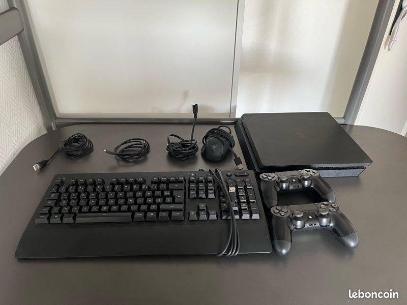 Play (image 6)