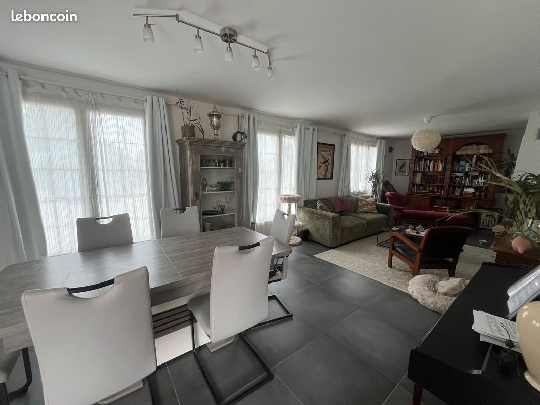 Maison 6 pièces 135 m² · à Saint-Mard · 135 m² · 375 000 €