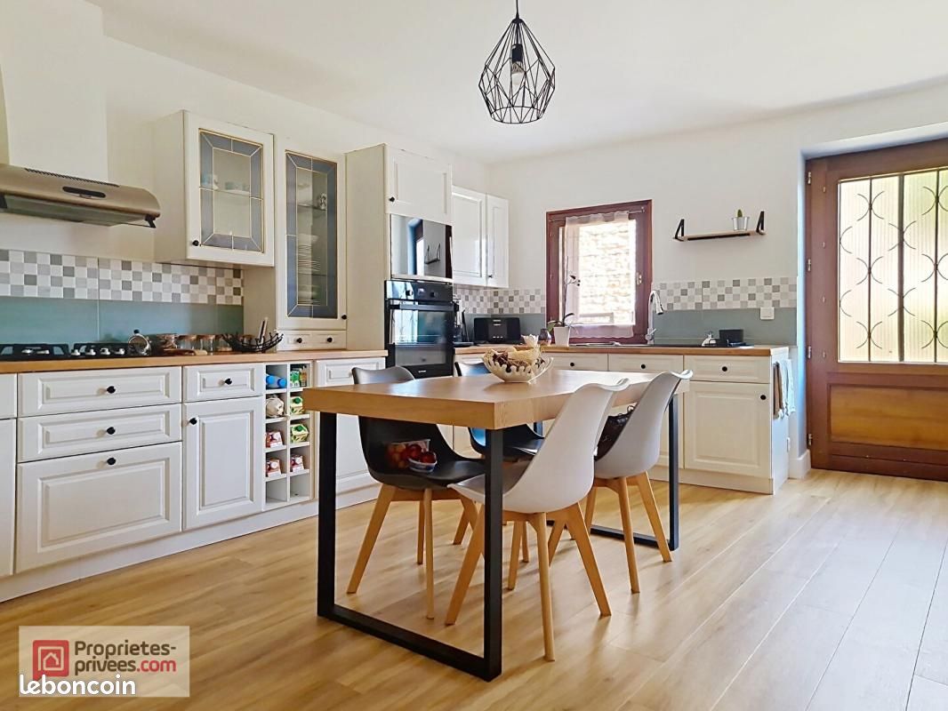Maison 3 pièces 95 m² · à Soleymieu · 95 m² · 215 000 €