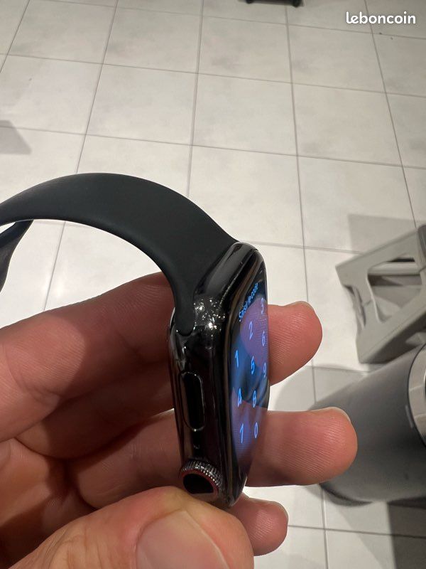Apple Watch 4 Cellular 44mm (image 3)