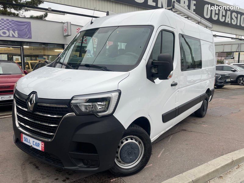 Master 2.3 bluedci 135ch Grand Confort Cab Approfondie 7 places 15300 HT (image 1)