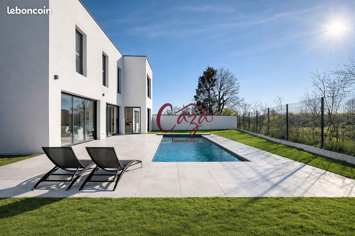 Maison 6 pièces 140 m² · à Carignan-de-Bordeaux · 140 m² · 599 000 €