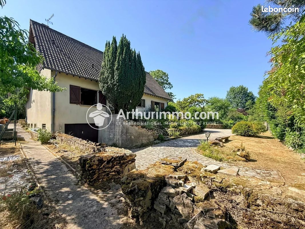 Maison 7 pièces 180 m² · à Étiolles · 180 m² · 548 000 €