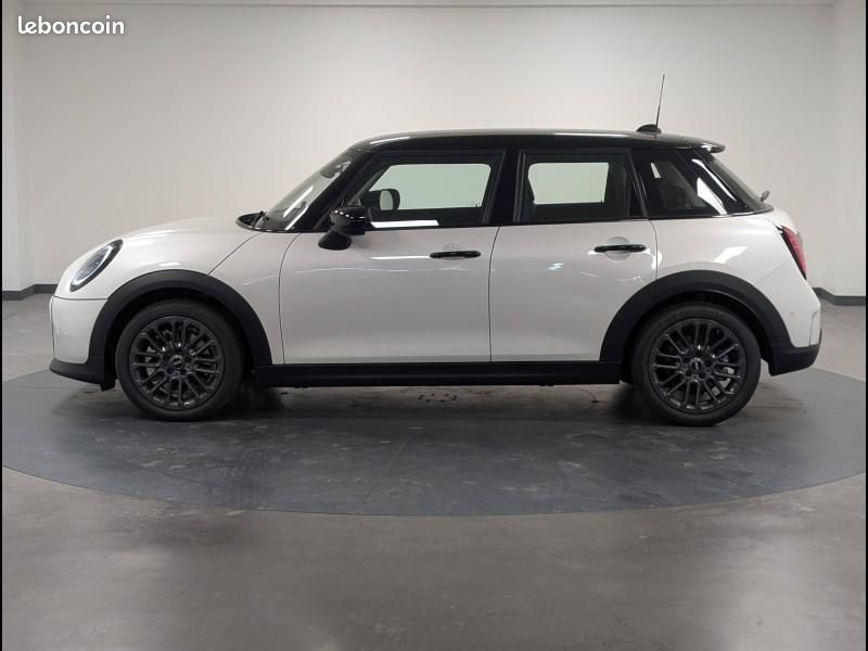Mini Cooper 5 Portes C 156ch Classic DKG7 (image 5)