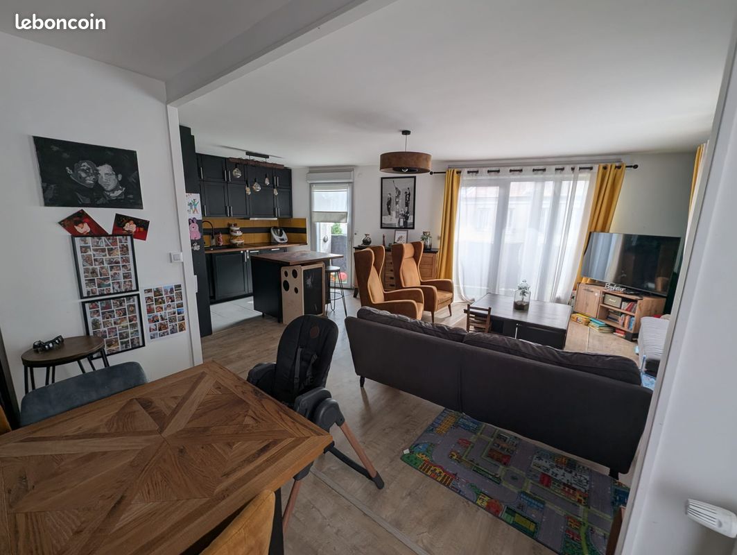 Appartement 3 pièces 80 m² · à Romainville · 80 m² · 370 000 €