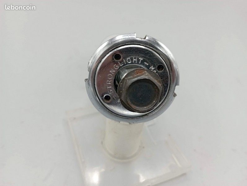 Boitier pedalier jp400 tout alu 110mm filetage anglais - fabricant Stronglight
