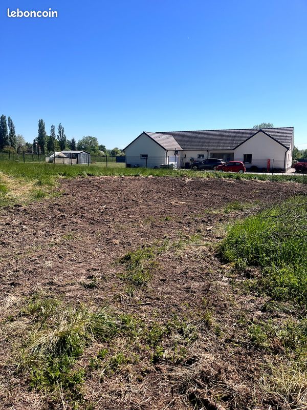Terrain à bâtir · à La Guerche-sur-l'Aubois · 18 000 €