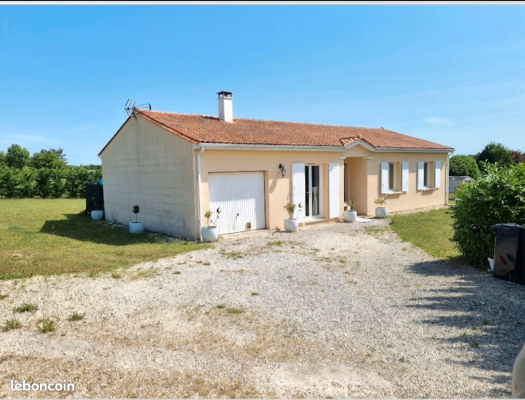 Maison 4 pièces 90 m² · à Douzat · 90 m² · 770 €/mois