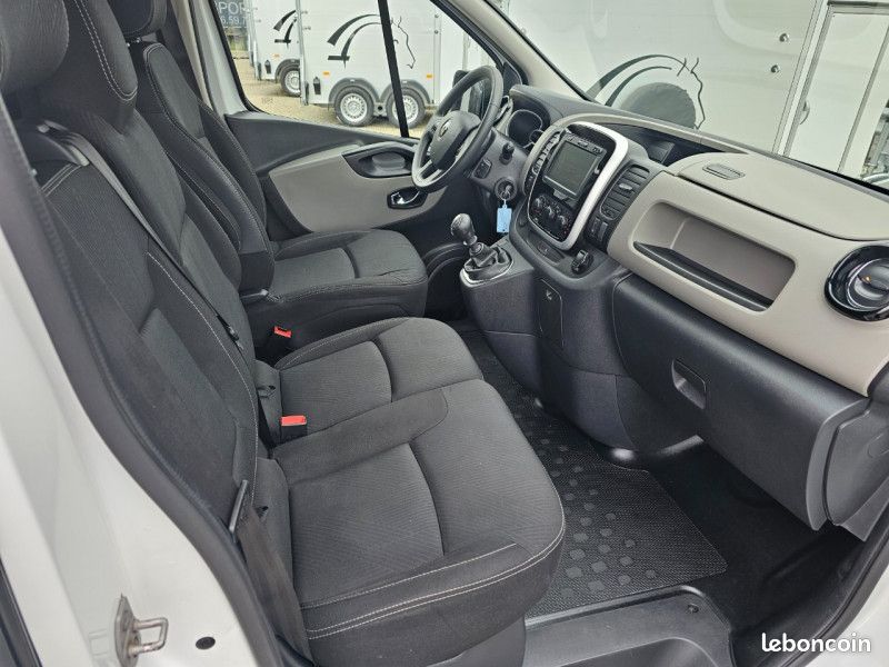 Renault TRAFIC III FG L1H1 1000 1.6 DCI 120CH GRAND CONFORT EURO6 (image 15)