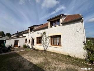 Maison 6 pièces 133 m² · à Saint-Martin-de-Nigelles · 133 m² · 280 000 €
