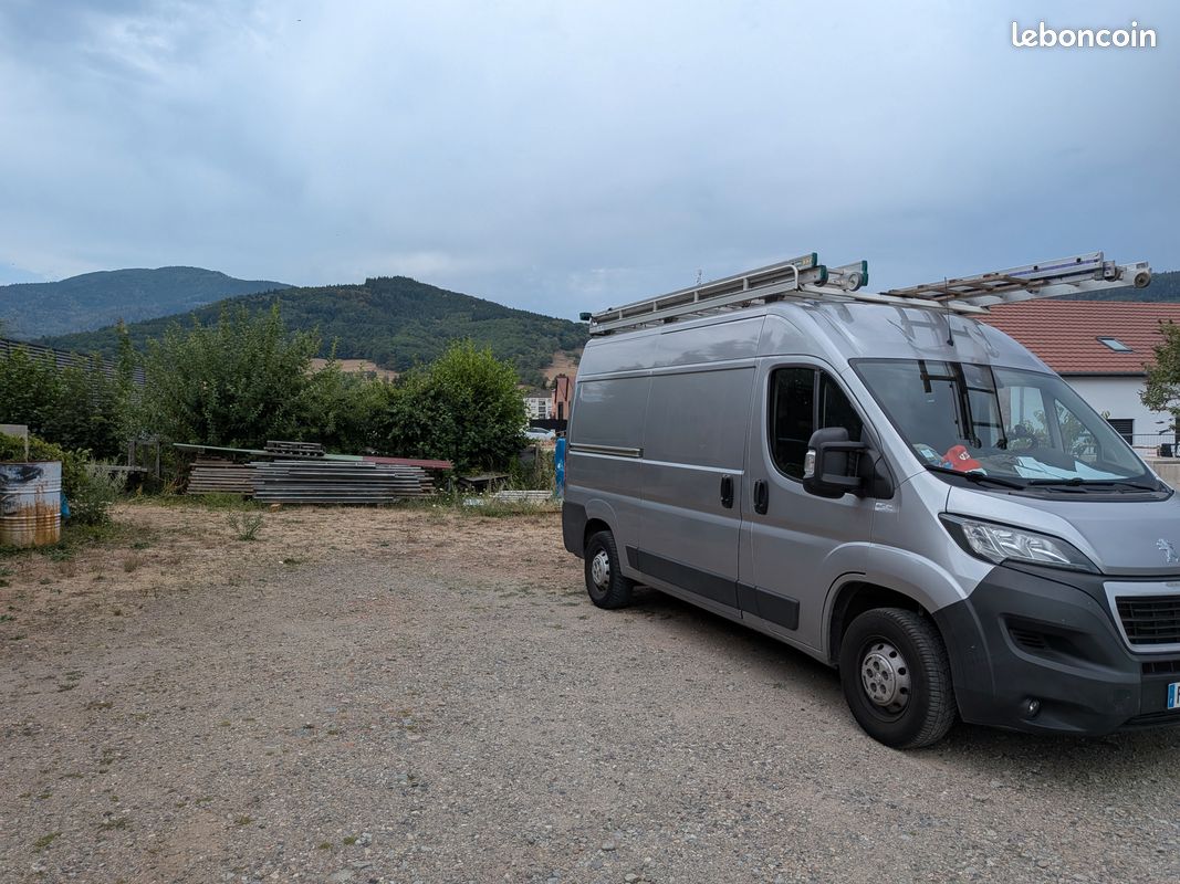 Vehicule peugeot (image 1)