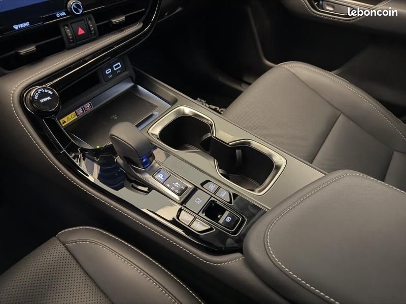 Lexus NX 450h+ Luxe 4WD (image 23)