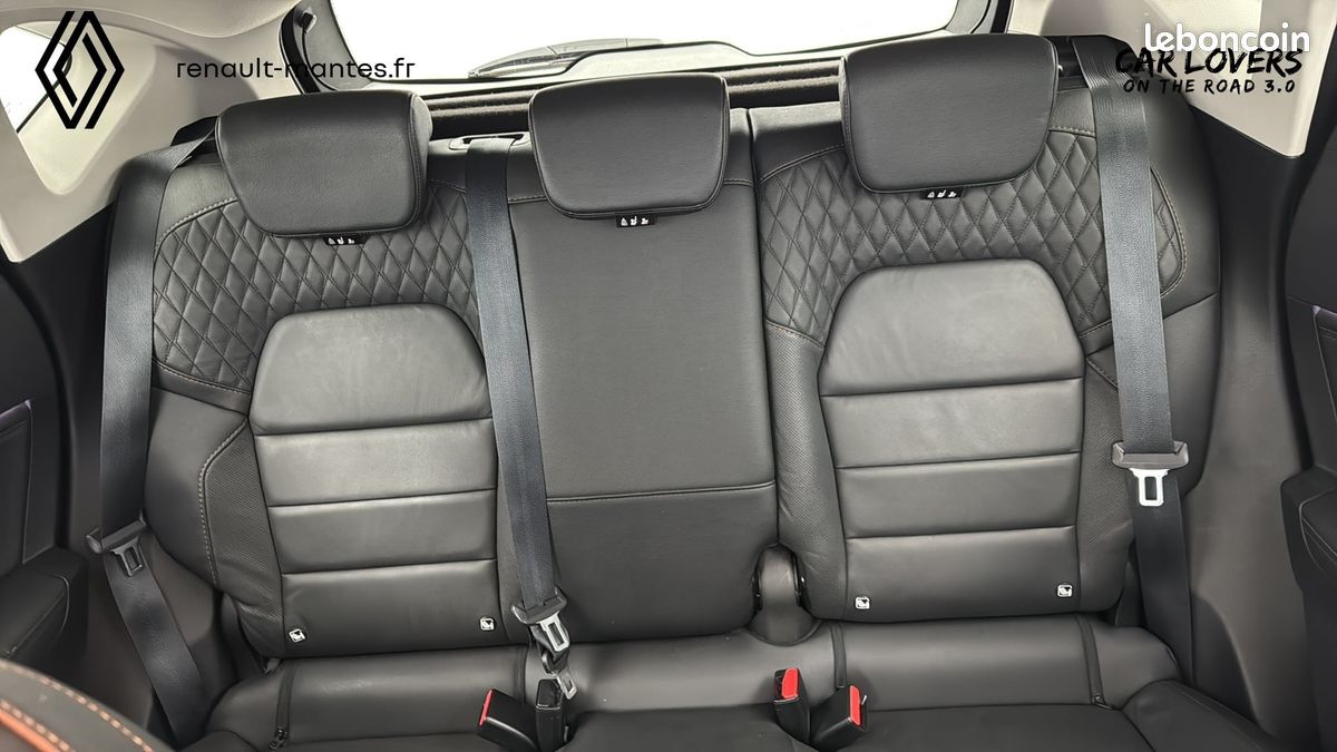 RENAULT Captur E-Tech 145 - 21B Initiale Paris (image 24)