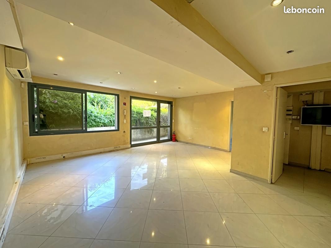 Commerce santé 80 m² (image 3)