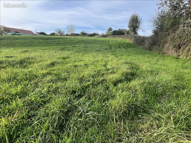 Terrain 1 774 m² Vaux