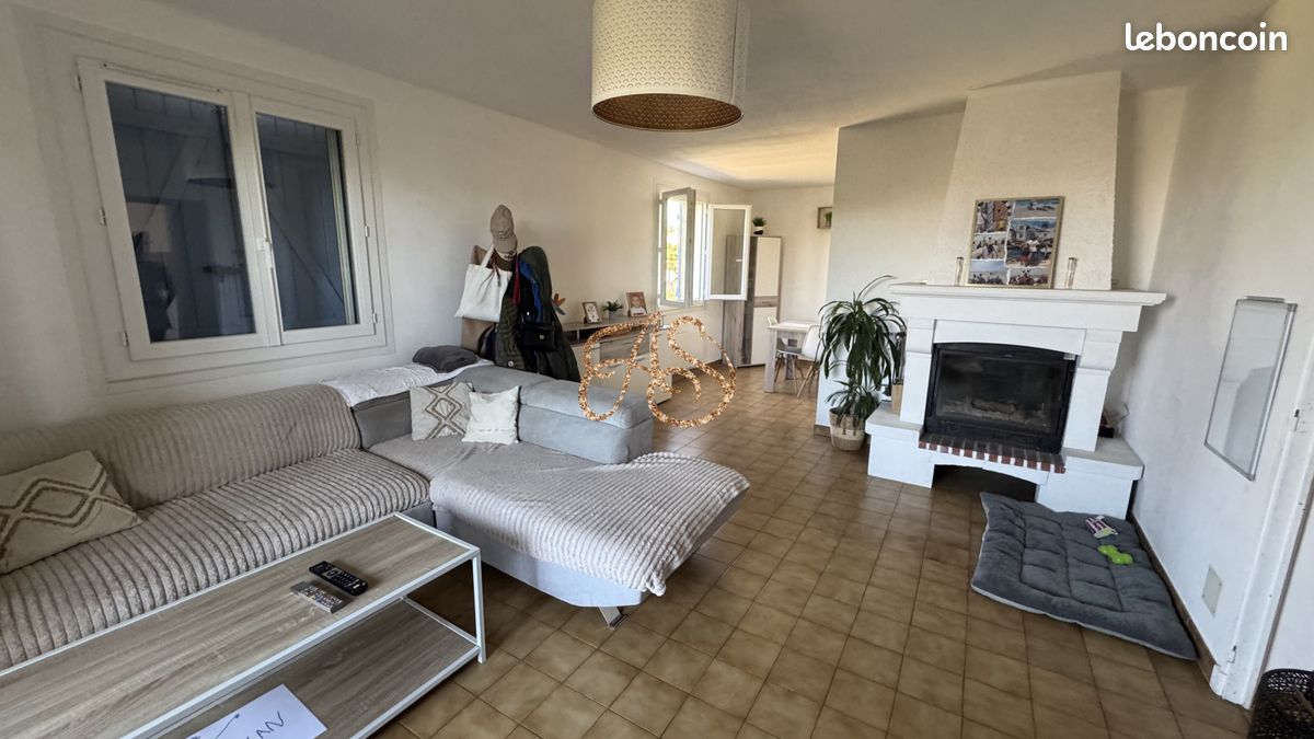 Maison 3 pièces 89 m² · à Saint-Gilles · 89 m² · 980 €