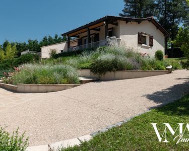 Maison 650 000 € - 245 m²