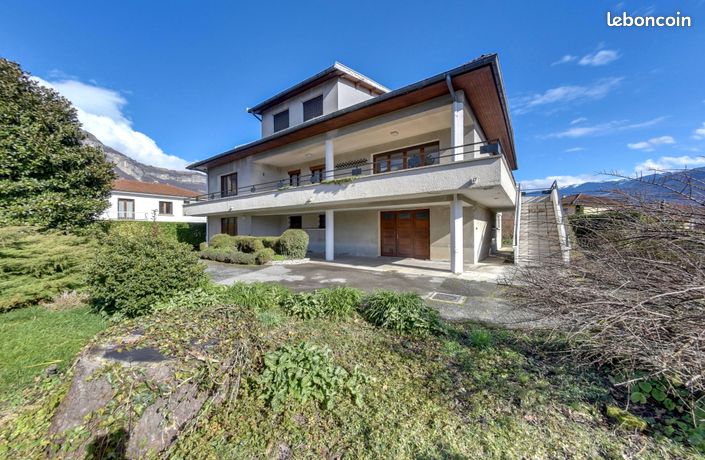Maison 7 pièces 183 m²