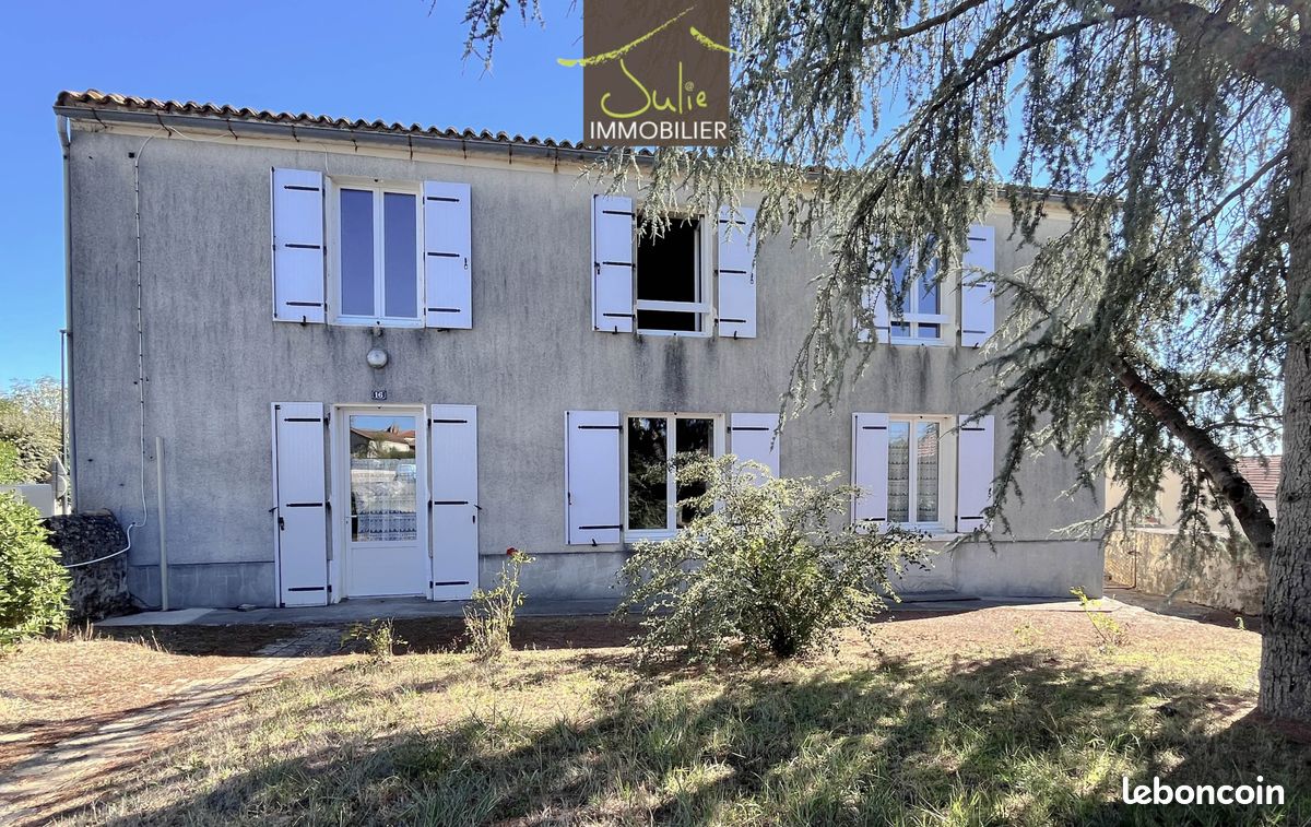 Maison 5 pièces 124 m² · à Bressuire · 124 m² · 111 000 €
