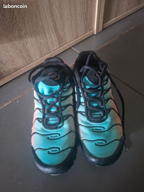 Basket nike véritable taille 35 portez 2 fois (image 2)