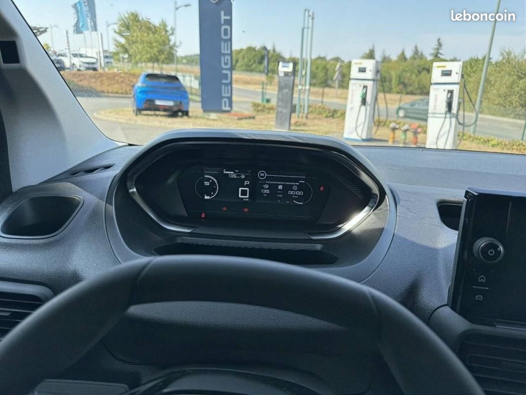 Peugeot Partner CABINE APPROFONDIE CA DIESEL 130 CH XL AUT (image 10)