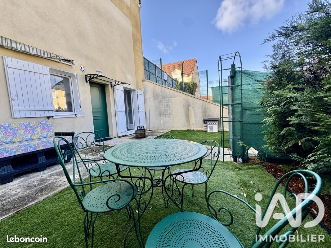 Appartement 2 pièces 49 m² · à Montigny-lès-Cormeilles · 49 m² · 174 000 €