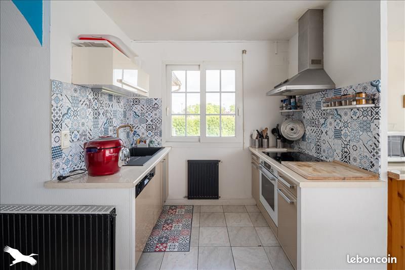 Maison 7 pièces 178 m² - Matha 17160 (image 2)