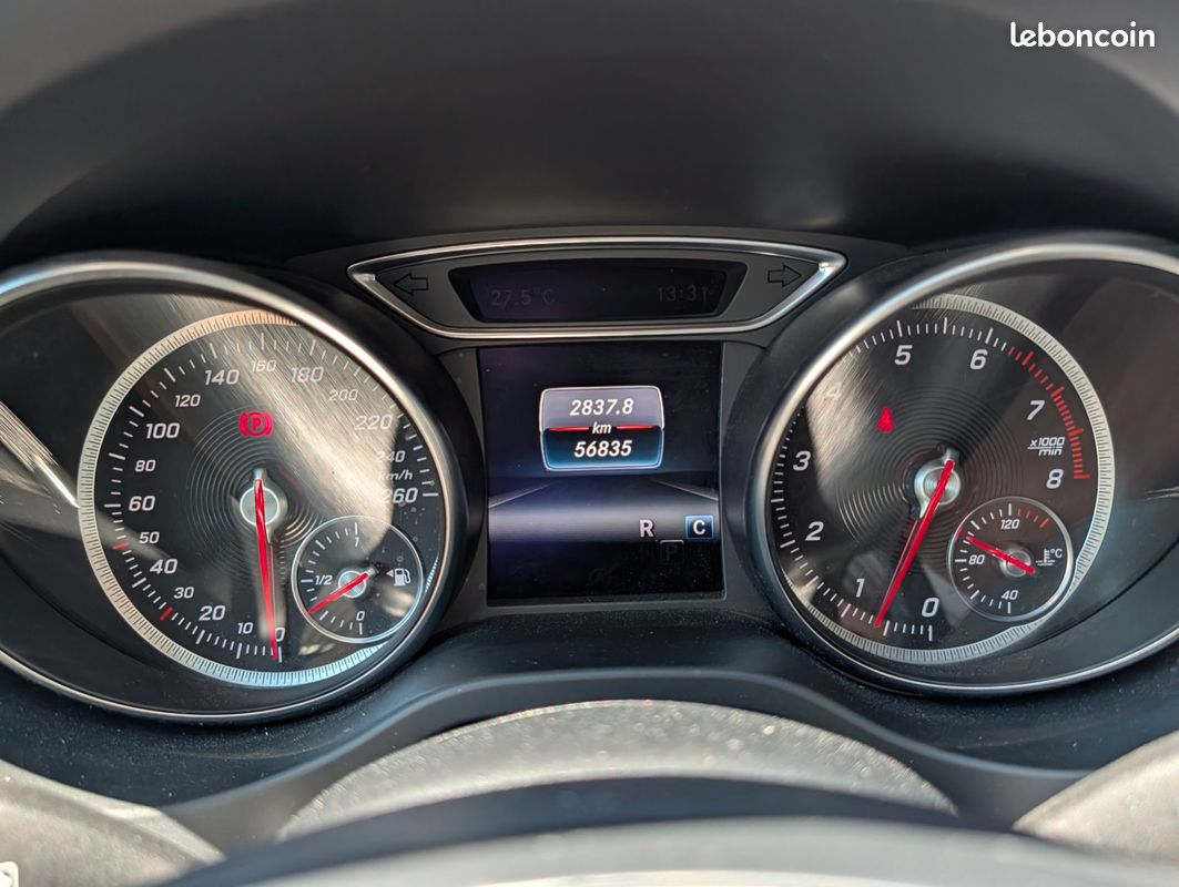 MERCEDES-BENZ CLASSE GLA 1.6 180 7-G DCT INSPIRATION 120CH - RADAR AV/Ar (image 11)