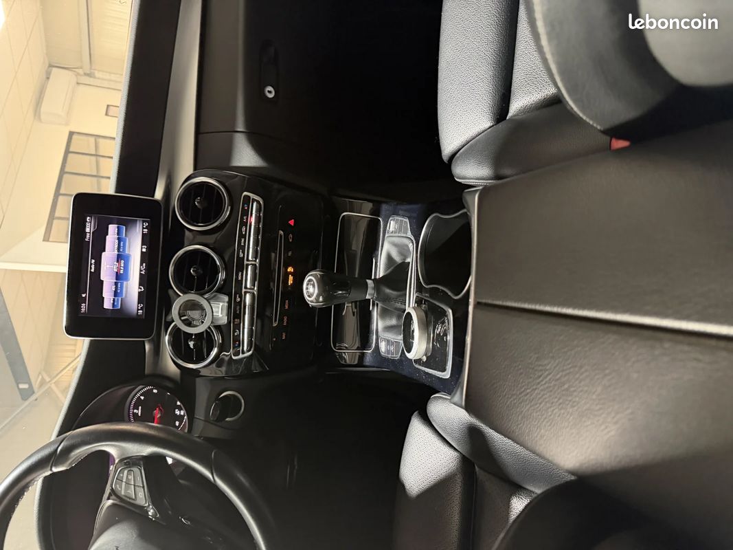 Mercedes-Benz CLASSE C C200 D SPORTLINE (image 24)