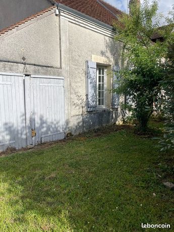 🏡 Charmante maison individuelle rénovée avec jardin, garage et dépendances – Bouges-le-Château Située dans un environnement calme et verdoyant à Bouges-le-Château, cette agréable maison individuelle