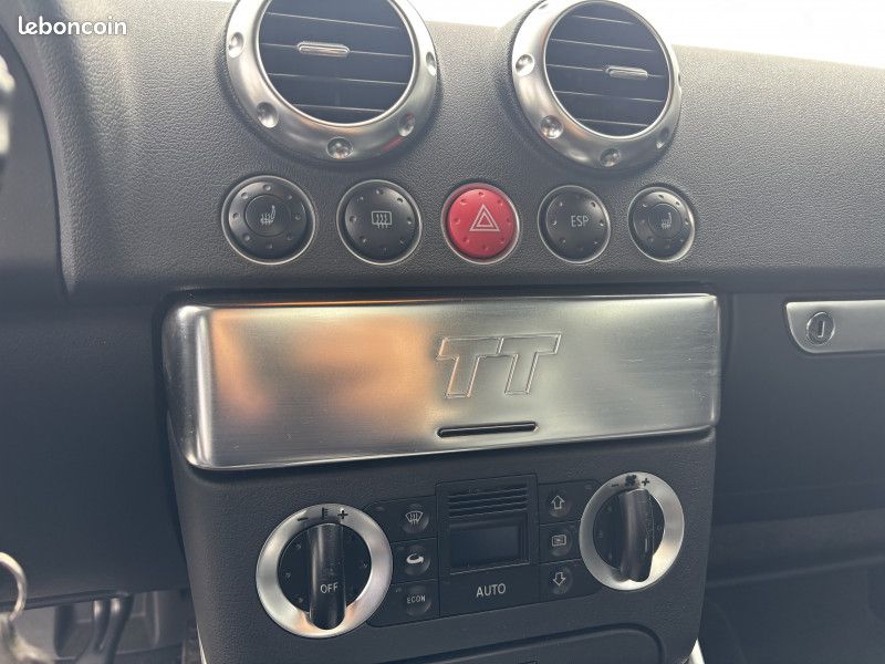 Audi TT 3.2 V6 250CH QUATTRO DSG6 (image 9)