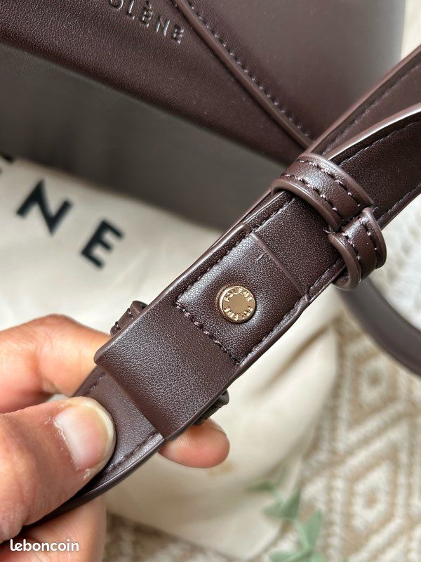 Sac a main en cuir Polène modele Nodde édition ébène lisse mini