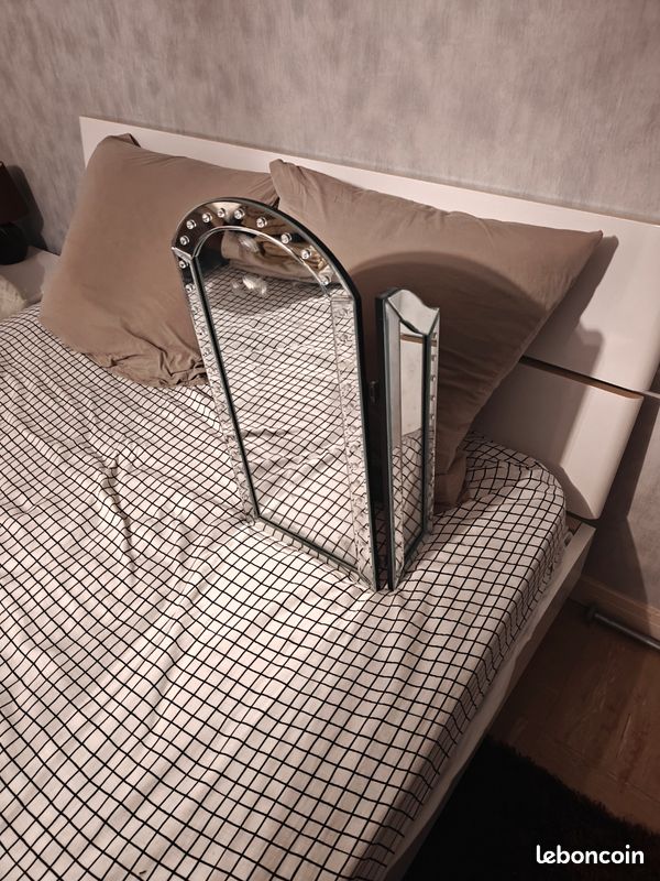 Miroir pliable (image 2)