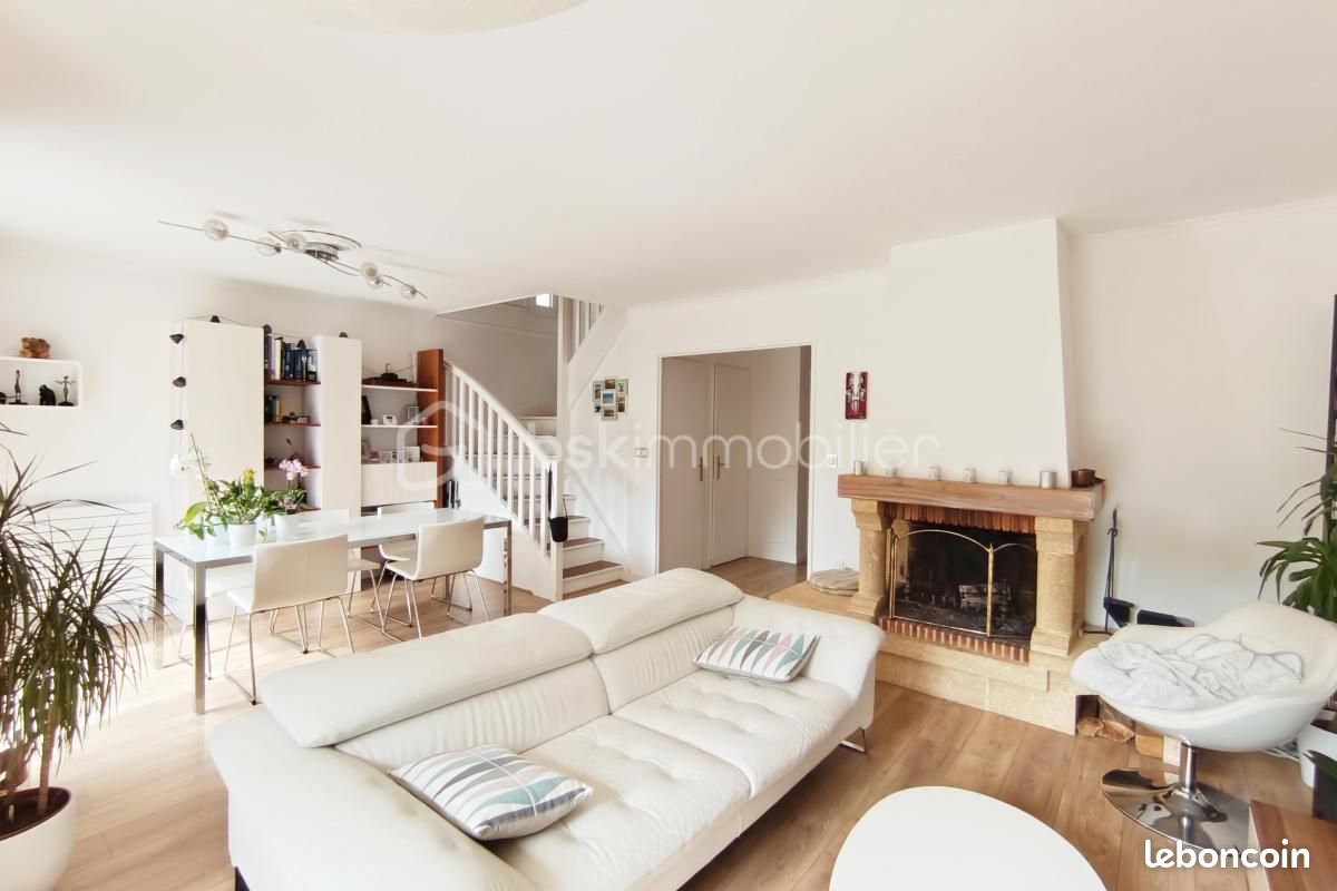 Maison 5 pièces 120 m² · à Montigny-le-Bretonneux · 120 m² · 519 000 €