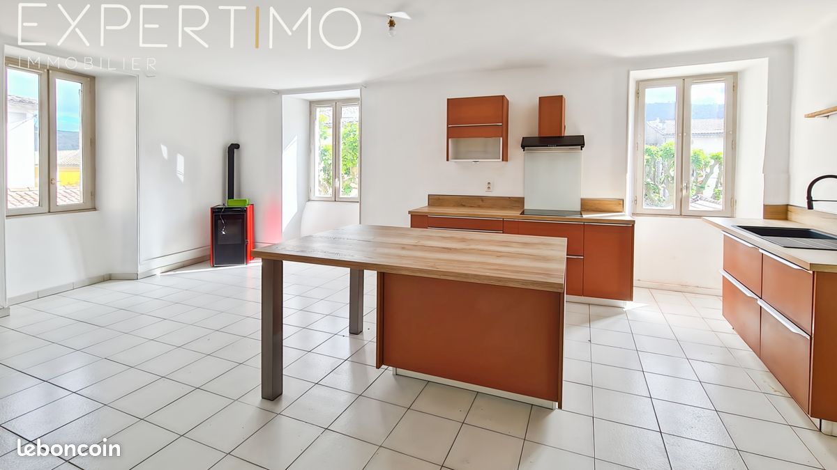 Appartement 4 pièces 104 m² · à Saint-Jean-du-Gard · 104 m² · 100 000 €