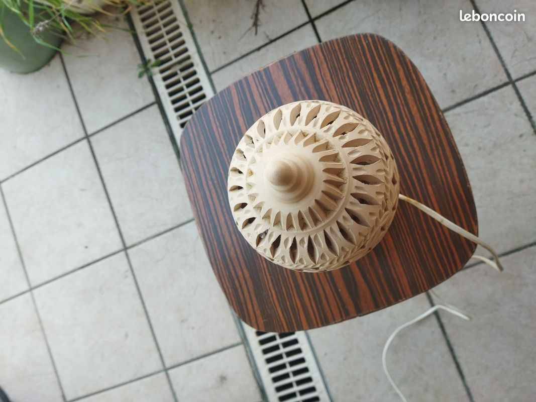 Lampe de table (image 2)