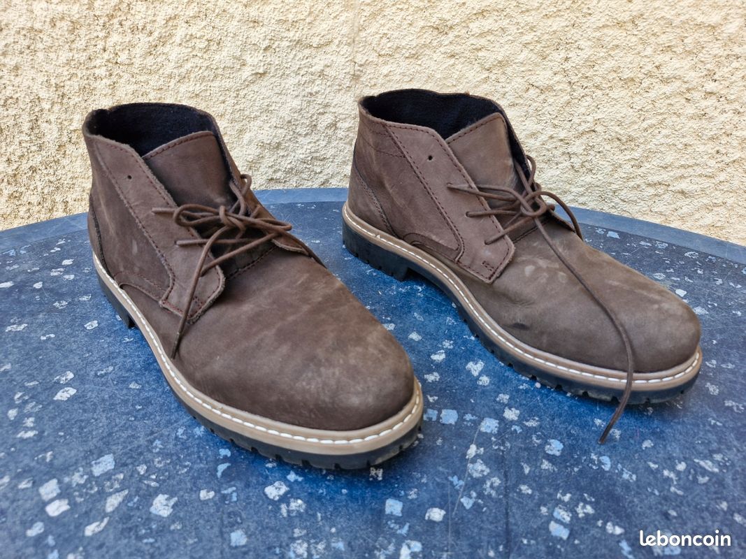 Chaussure pointure 44 (image 1)