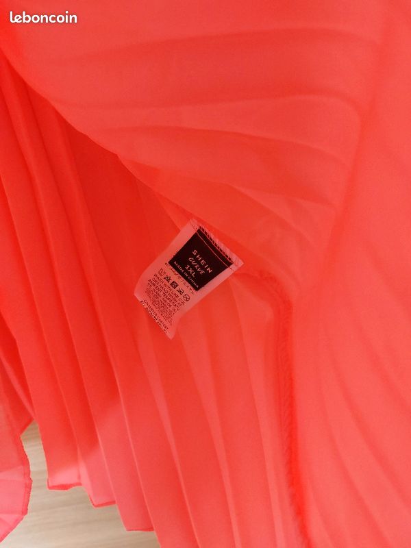 Robe rose orangée vive (image 3)