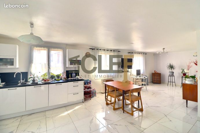 Maison 2 pièces 60 m²
