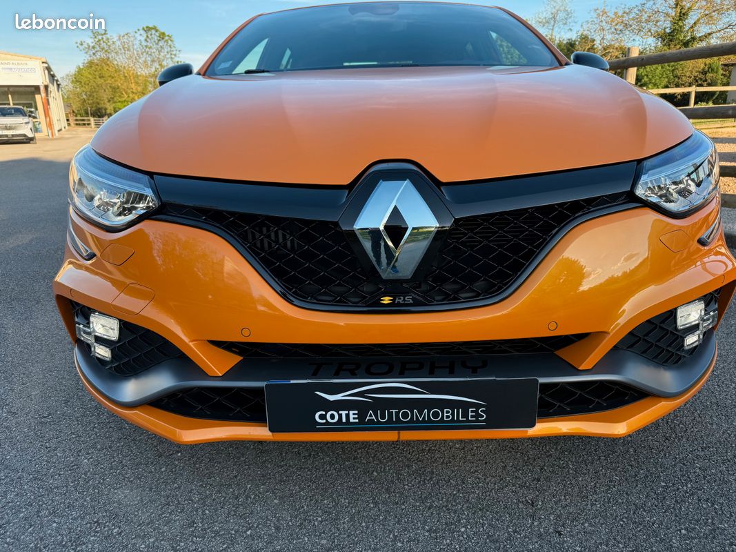 RENAULT MEGANE IV BERLINE TCe 300 EDC R.S. Trophy (image 5)