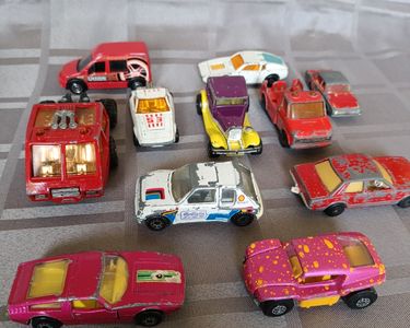 Lot de petites voitures Matchbox - Collection