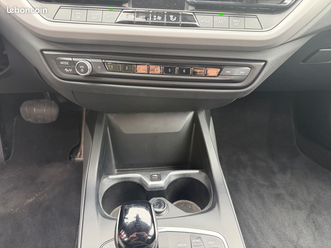BMW SERIE 1 116I Lounge DKG7 109Ch Garantie 12 mois/Suivi BMW (image 20)