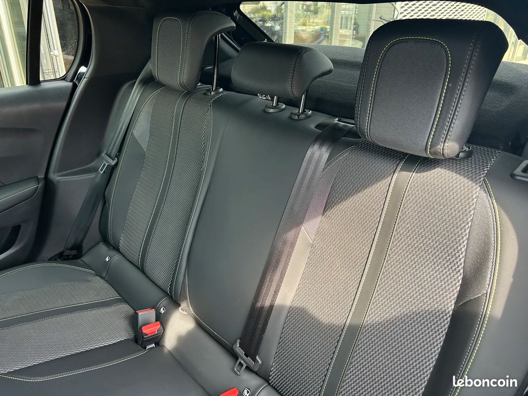 Peugeot 208 II 156ch (e-) GT PRIME - Carplay - Entretien Ok - Très bon état - (image 10)